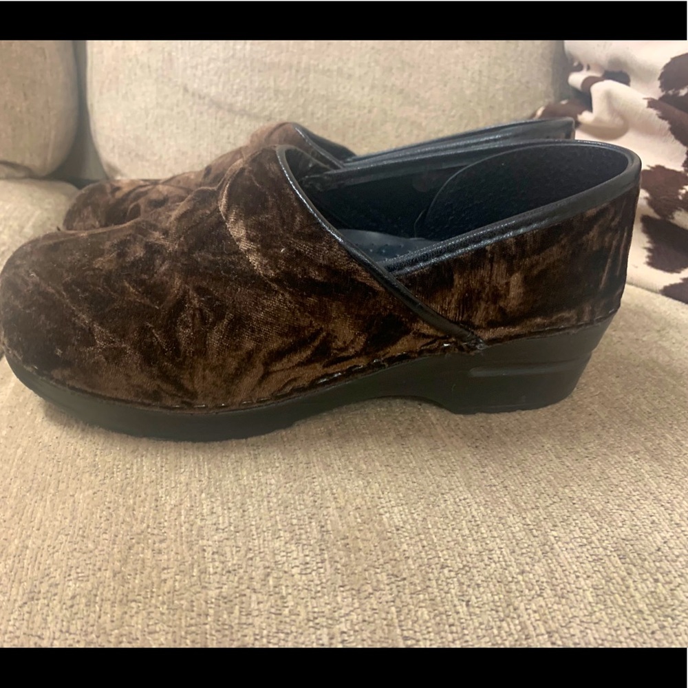 Dansco professional clogs